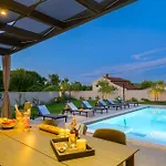 Villa Alojza Maria By Istrialux *